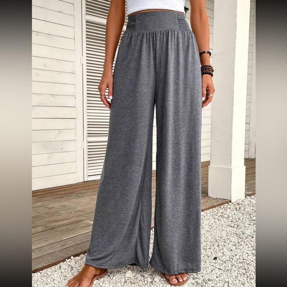 Boho black solid wide leg pants - Picture 15 of 16